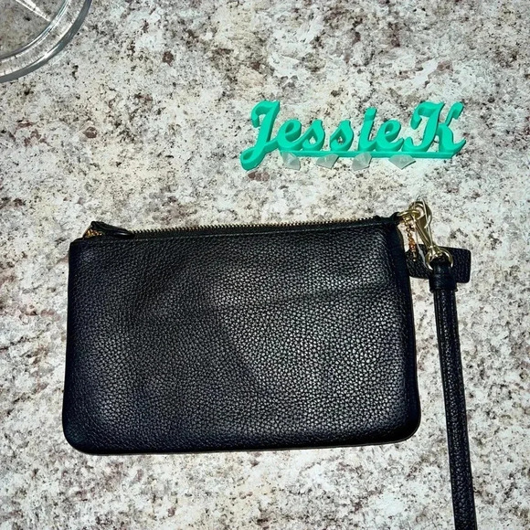Coach *RARE* Mt. Everest wristlet HTF - Picture 3 of 9